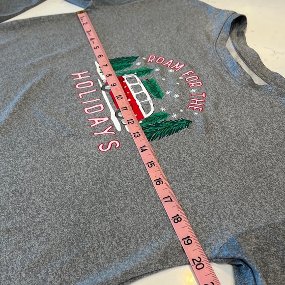 Joyspun Gray Holiday Long Sleeve Roam For The Holidays Tee Shirt - Picture 5 of 6